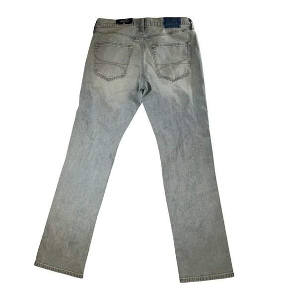 Hollister Men's Epic Flex Slim Straight Distressed Light Wash Jeans Size W31XL32 - Picture 5 of 5